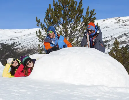 Igloo construction Grandvalira