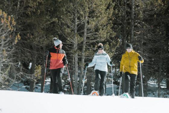 Consejos para caminar con raquetas de nieve